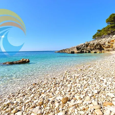 Momcilo 1995 Apartamento Pula