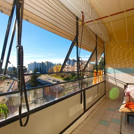 Momcilo 1995 Daire Pula