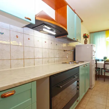 Apartment Momcilo 1995
